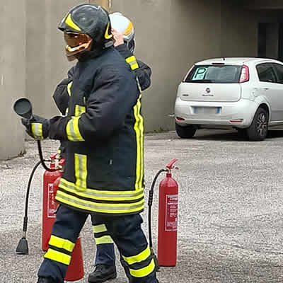 Esercitazione spegnimento incendio